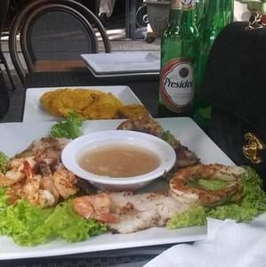 Meet your Posher, Clifton